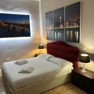  Apartment Palazzo Duomo Italy